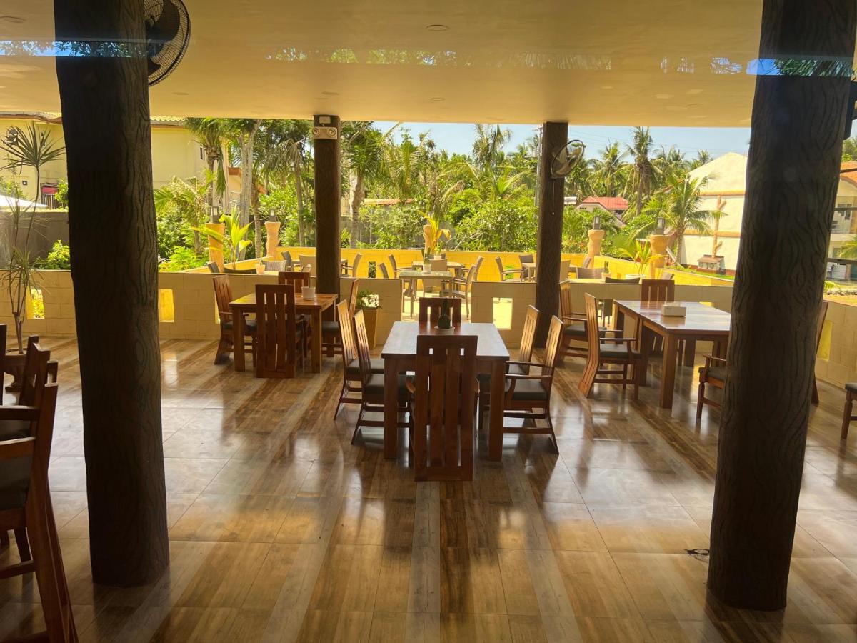 Cabilao Sunset Dive & Beach Resort Loon Exterior foto