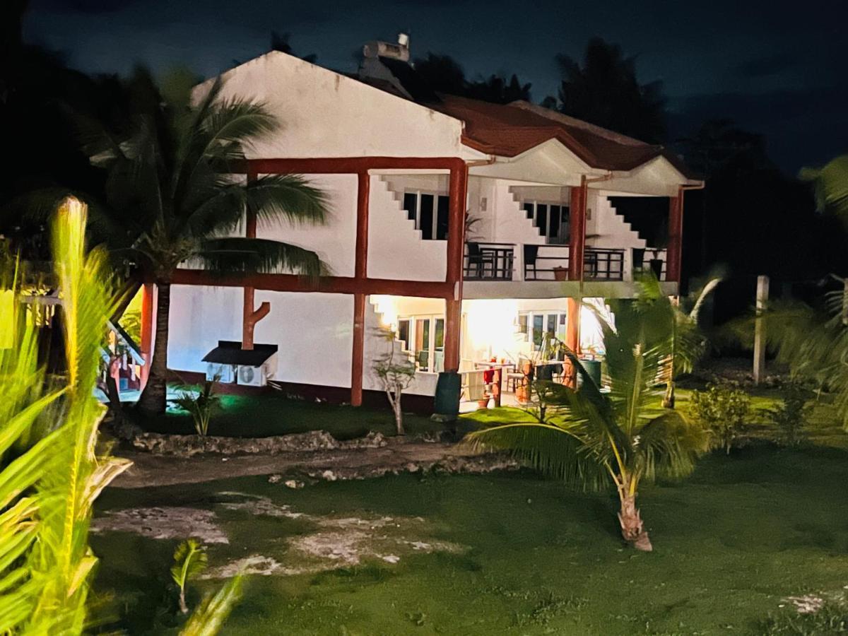 Cabilao Sunset Dive & Beach Resort Loon Exterior foto