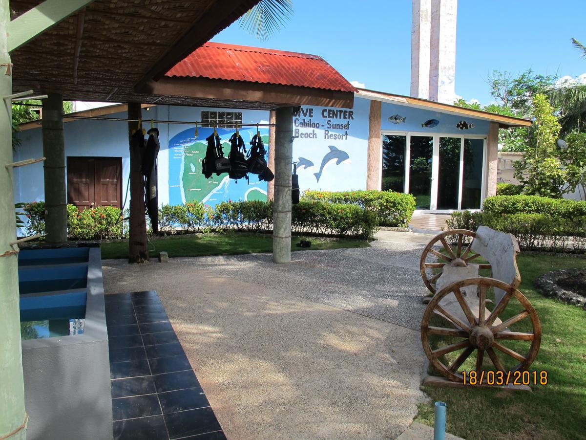 Cabilao Sunset Dive & Beach Resort Loon Exterior foto