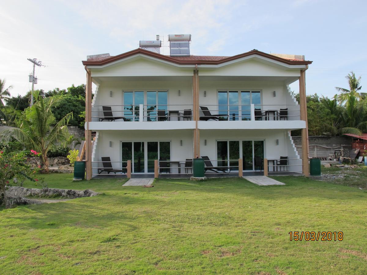 Cabilao Sunset Dive & Beach Resort Loon Exterior foto