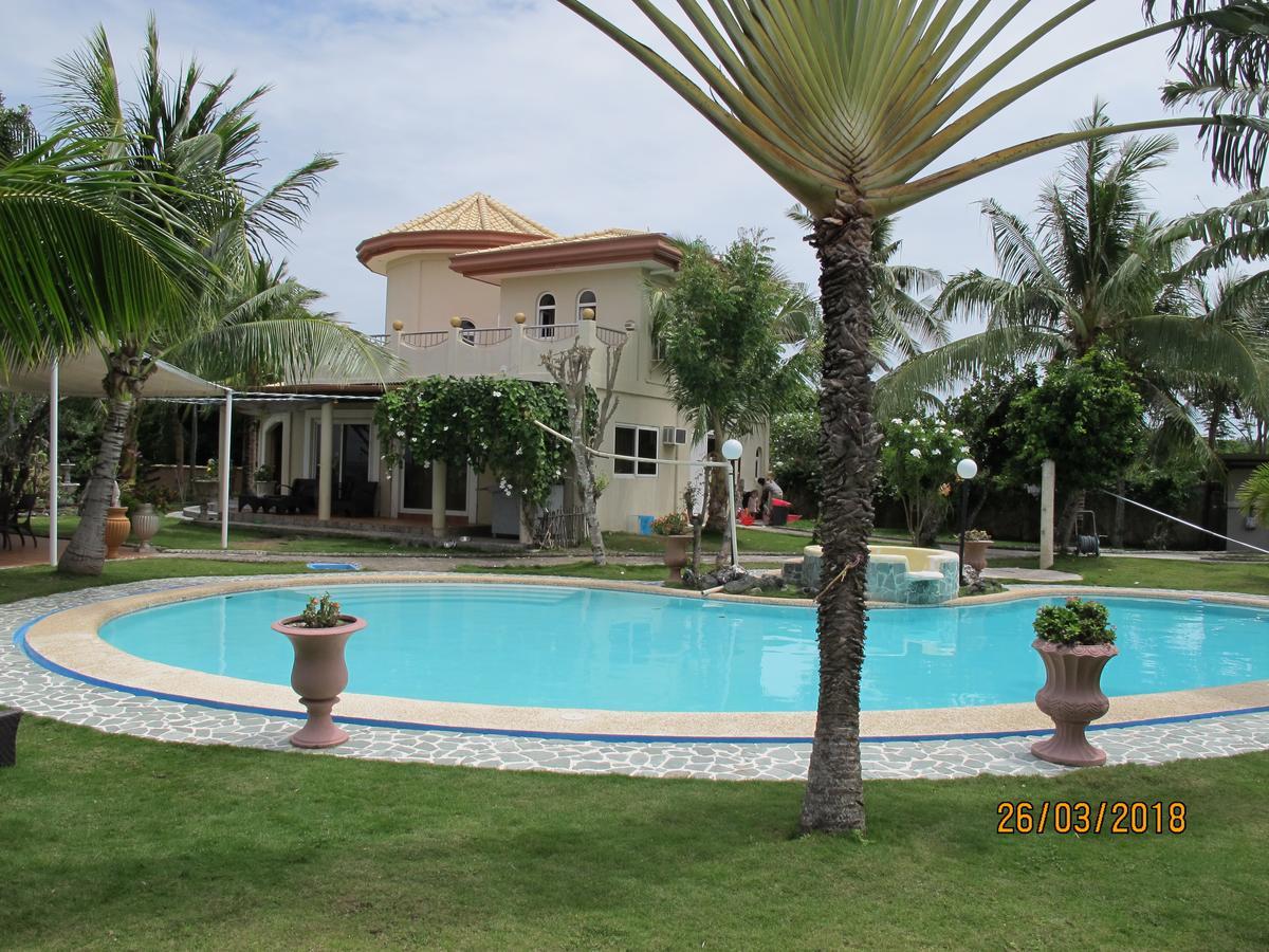 Cabilao Sunset Dive & Beach Resort Loon Exterior foto